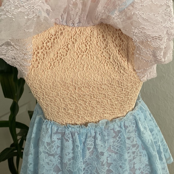 True Decadance Pastel Mermaid Lace Chic Dress 4P - Picture 4 of 7